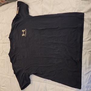 Men's under armour tshirt